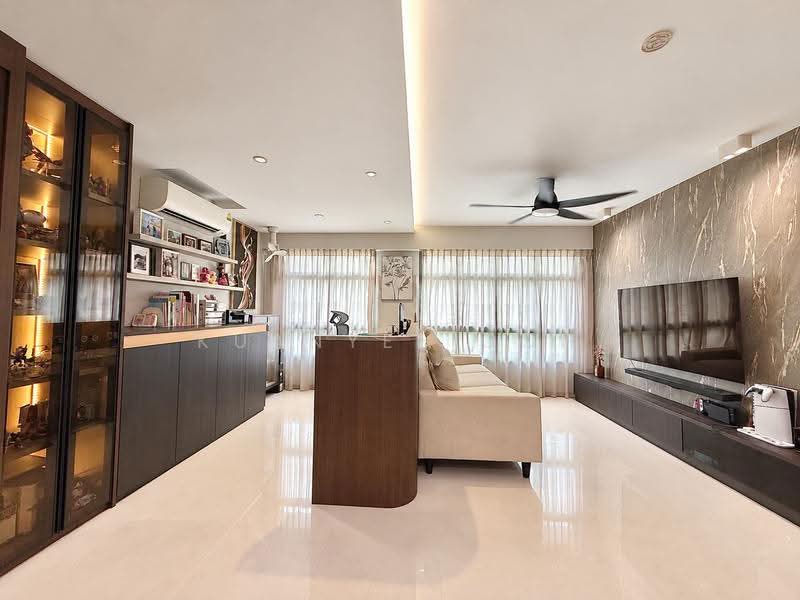 620B Tampines Street 61, 620B Tampines Street 61, Pasir Ris / Tampines, 3 Bedrooms, 1,216 sqft, HDB Flat For Sale, by Kuanyee Goh, 500296055 - Living Room - PropertyGuru.com.sg
