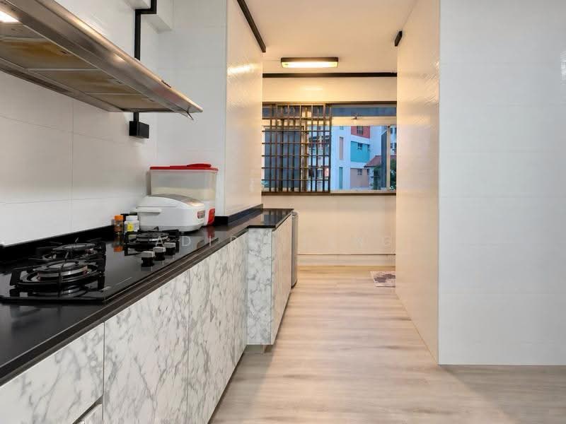 289 Choa Chu Kang Avenue 3, 289 Choa Chu Kang Avenue 3, Dairy Farm / Bukit Panjang / Choa Chu Kang, 3 Bedrooms, 1,119 sqft, HDB Flat For Sale, by Adira Deng, 500296067 - Kitchen - PropertyGuru.com.sg
