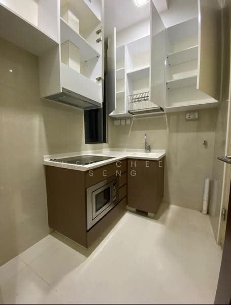 Urban Vista, 2 Tanah Merah Kechil Link, Bedok / Upper East Coast, 4 Bedrooms, 1,044 sqft, Condominium For Rent, by Neo Chee Seng, 500296070 - Kitchen - PropertyGuru.com.sg
