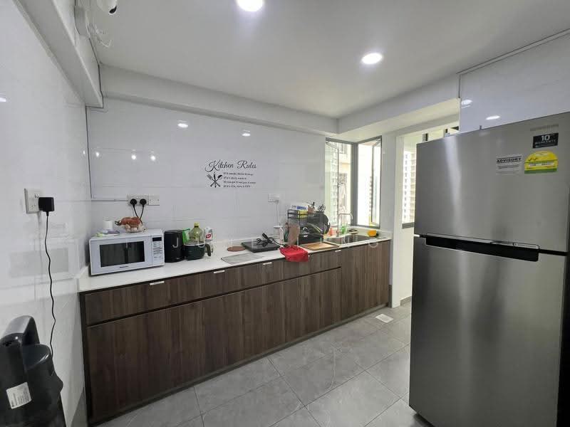 Aquarius By The Park, 17 Bedok Reservoir View, Bedok / Upper East Coast, Room Rental, 100 sqft, Condominium For Rent, by June Ling, 500296082 - Kitchen - PropertyGuru.com.sg