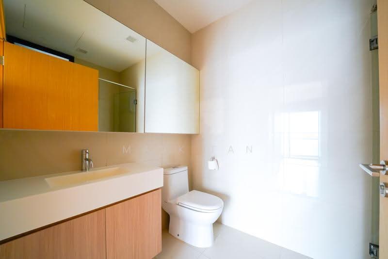 Hillion Residences, 8 Jelebu Road, Dairy Farm / Bukit Panjang / Choa Chu Kang, 5 Bedrooms, 2,616 sqft, Condominium For Rent, by Mark Tan, 500296087 - Bathroom - PropertyGuru.com.sg
