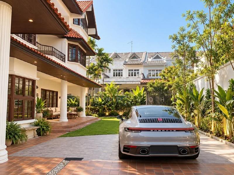 Large 9,000 sqft Detached in D15, In the heart of Siglap, East Coast / Marine Parade, 8 Bedrooms, 6,500 sqft, Detached House For Sale, by Esmond Goh, 500296090 - Exterior - PropertyGuru.com.sg