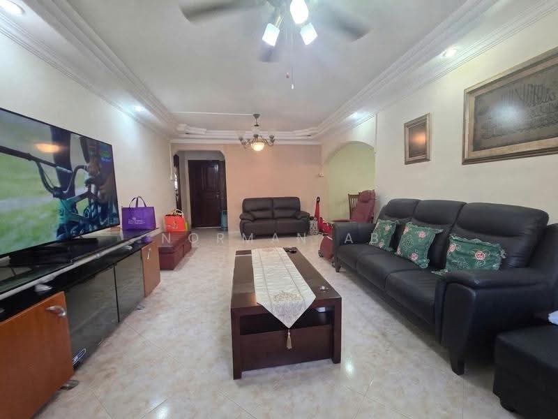 230 Jurong East Street 21, 230 Jurong East Street 21, Boon Lay / Jurong / Tuas, 3 Bedrooms, 1,292 sqft, HDB Flat For Rent, by Norman AB, 500296119 - Living Room - PropertyGuru.com.sg