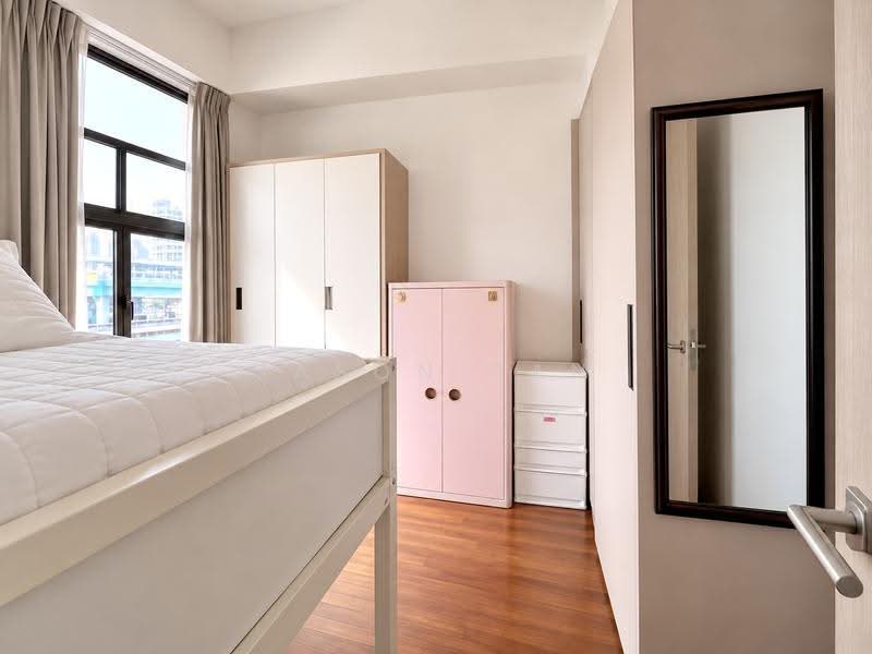 J Gateway, 6 Gateway Drive, Boon Lay / Jurong / Tuas, 2 Bedrooms, 678 sqft, Condominium For Sale, by Jason Tan, 500296151 - Bedroom - PropertyGuru.com.sg