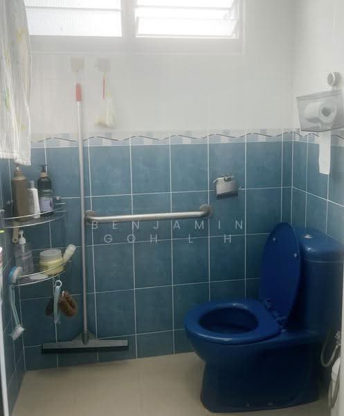456 Ang Mo Kio Avenue 10, 456 Ang Mo Kio Avenue 10, Ang Mo Kio / Bishan / Thomson, Room Rental, 150 sqft, HDB Flat For Rent, by Benjamin Goh L H, 500296163 - Bathroom - PropertyGuru.com.sg