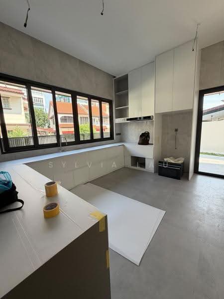 D15 - Pair of Beautiful Brand New Semi-D, 1km To Haig Girls' & St Stephen's Schools, East Coast, Telok Kurau, Kembangan, Frankel, Dunbar Walk, Siglap Road, Baiduri, East Coast / Marine Parade, 5 Bedrooms, 5,765 sqft, Semi-Detached House For Sale, by Sylvia Lau, 500296167 - Kitchen - PropertyGuru.com.sg