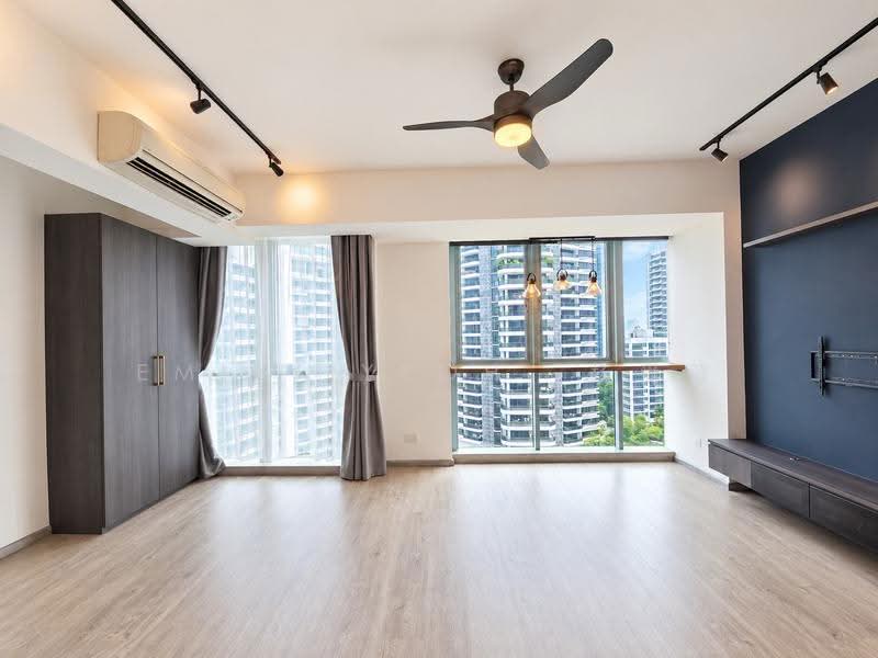 Gloucester Mansions, 10 Newton Road, Newton / Novena, 1 Bedroom, 657 sqft, Condominium For Sale, by Emily Yeoh  杨爱薇, 500296169 - Living Room - PropertyGuru.com.sg