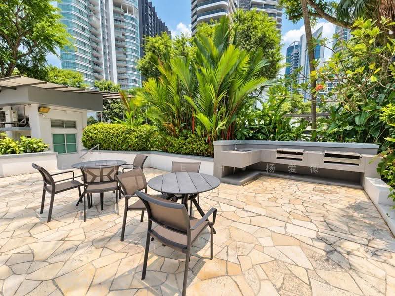 Gloucester Mansions, 10 Newton Road, Newton / Novena, 1 Bedroom, 657 sqft, Condominium For Sale, by Emily Yeoh  杨爱薇, 500296169 - PropertyGuru.com.sg