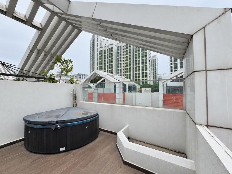 Woodhaven, 123 Woodgrove Avenue, Admiralty / Woodlands, 4 Bedrooms, 3,358 sqft, Terraced House For Sale, by Chew Lih Yuan, 500296195 - Exterior - PropertyGuru.com.sg