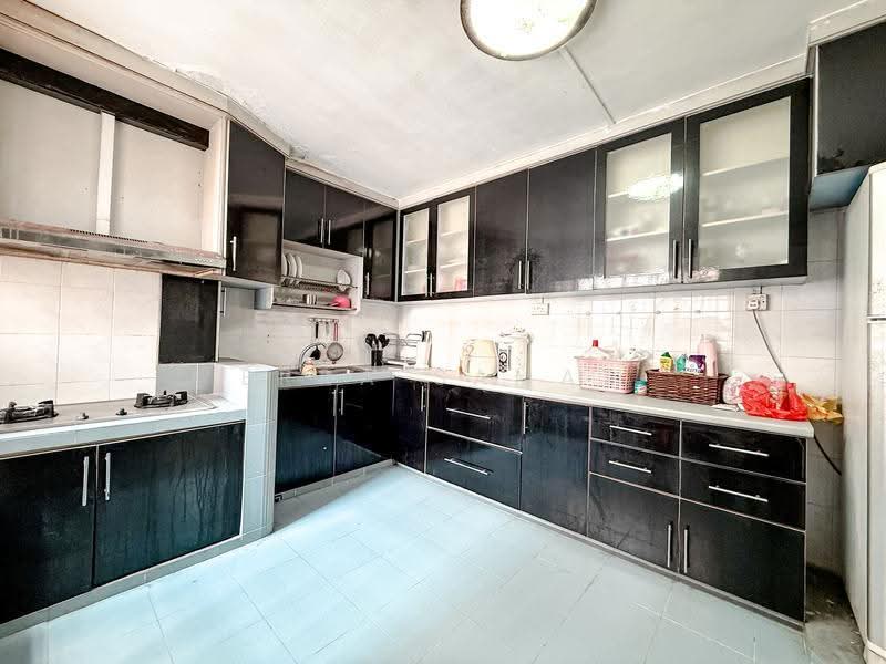 645 Yishun Street 61, 645 Yishun Street 61, Sembawang / Yishun, 3 Bedrooms, 979 sqft, HDB Flat For Sale, by Erra Samat, 500296244 - PropertyGuru.com.sg