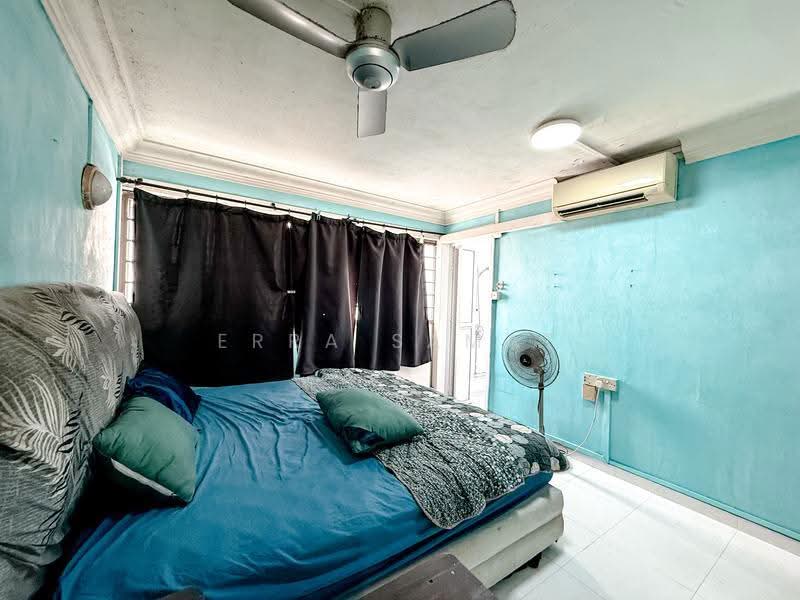 645 Yishun Street 61, 645 Yishun Street 61, Sembawang / Yishun, 3 Bedrooms, 979 sqft, HDB Flat For Sale, by Erra Samat, 500296244 - PropertyGuru.com.sg