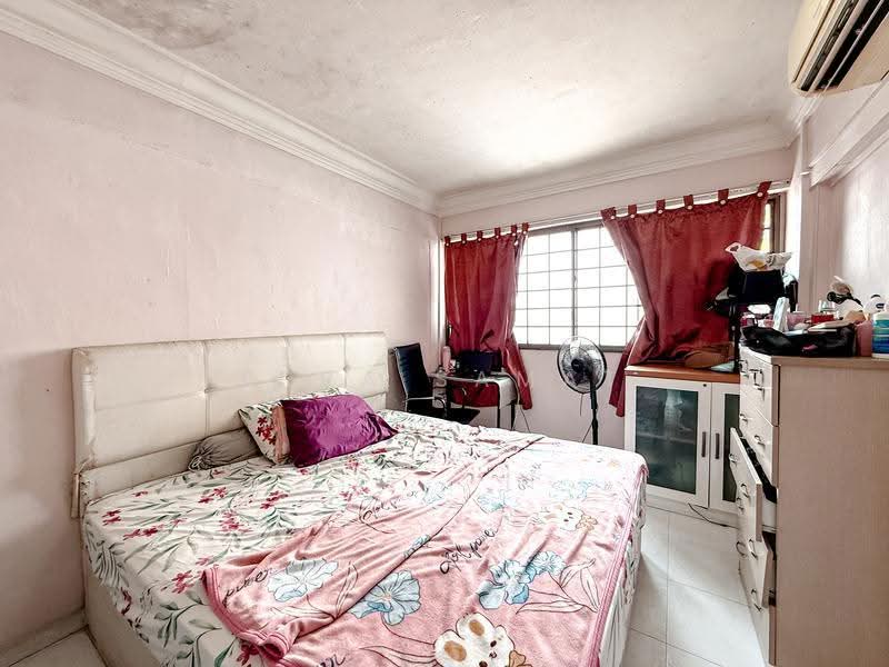 645 Yishun Street 61, 645 Yishun Street 61, Sembawang / Yishun, 3 Bedrooms, 979 sqft, HDB Flat For Sale, by Erra Samat, 500296244 - PropertyGuru.com.sg