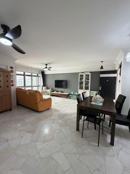 636 Jurong West Street 65, 636 Jurong West Street 65, Boon Lay / Jurong / Tuas, 3 Bedrooms, 1,184 sqft, HDB Flat For Rent, by Rick Yeong  杨祖耀, 500296245 - Living Room - PropertyGuru.com.sg