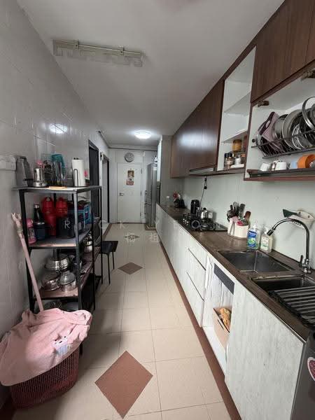 636 Jurong West Street 65, 636 Jurong West Street 65, Boon Lay / Jurong / Tuas, 3 Bedrooms, 1,184 sqft, HDB Flat For Rent, by Rick Yeong  杨祖耀, 500296245 - Kitchen - PropertyGuru.com.sg