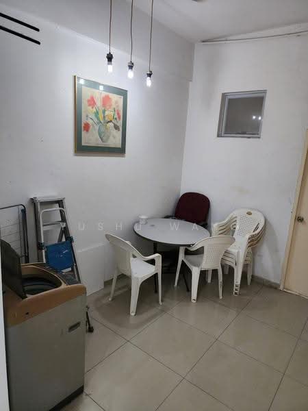 305 Tanjong Katong Road, East Coast / Marine Parade, Room Rental, 170 sqft, Walk-up Apartment For Rent, by Yushu Wang, 500296271 - Interior - PropertyGuru.com.sg