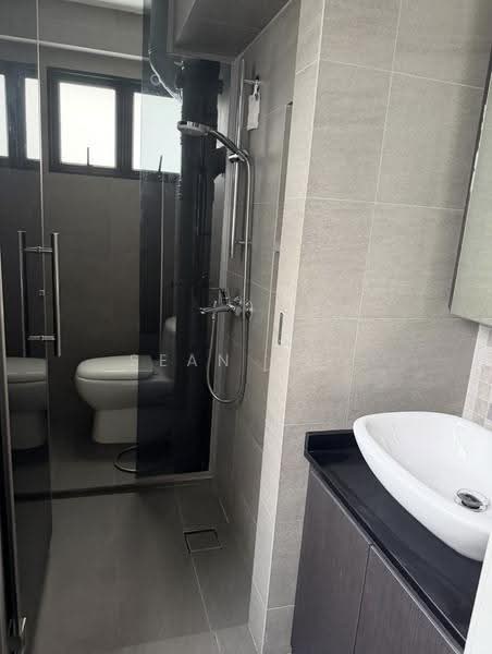 240 Bukit Panjang Ring Road, 240 Bukit Panjang Ring Road, Dairy Farm / Bukit Panjang / Choa Chu Kang, 3 Bedrooms, 1,119 sqft, HDB Flat For Rent, by Sean Ong, 500296273 - Bathroom - PropertyGuru.com.sg