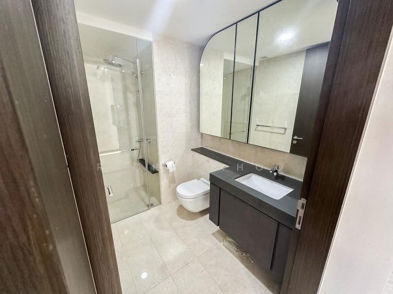Avenue South Residence, 13 Silat Avenue, Alexandra / Commonwealth, 2 Bedrooms, 657 sqft, Condominium For Rent, by Rachel Khoo, 500296275 - Bathroom - PropertyGuru.com.sg