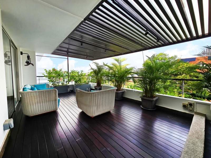 Stunning 2.5 sty Semi-D in Prime Serangoon Garden!, Serangoon Garden Estate, Hougang / Punggol / Sengkang, 5 Bedrooms, 5,690 sqft, Semi-Detached House For Sale, by Kent Tan, 500296286 - Balcony - PropertyGuru.com.sg