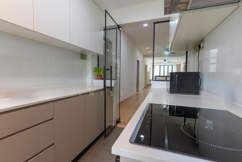 Sin Ming Plaza, 6 Sin Ming Road, Ang Mo Kio / Bishan / Thomson, 3 Bedrooms, 1,485 sqft, Apartment For Sale, by Denise Tan, 500296297 - Kitchen - PropertyGuru.com.sg