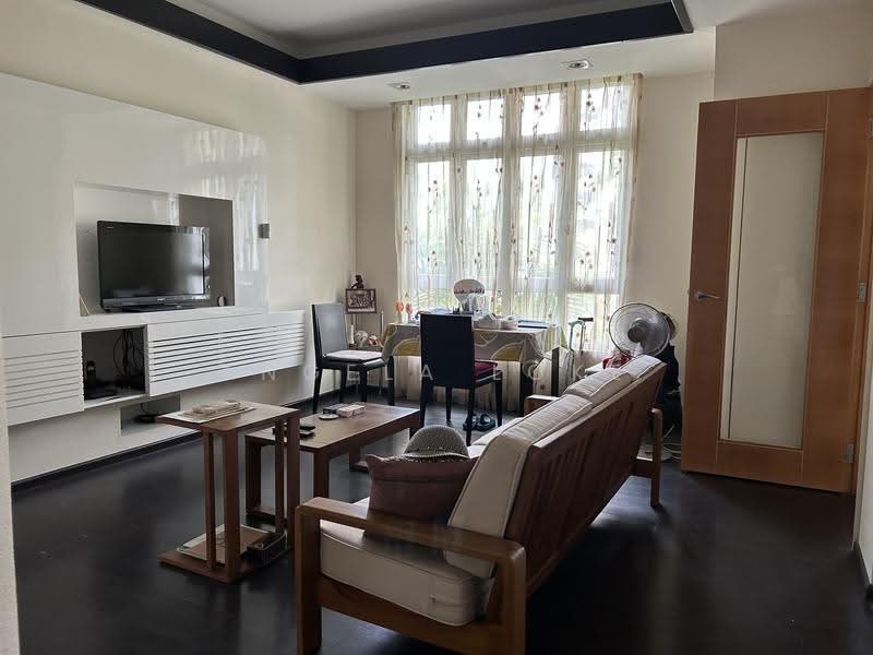 The Taipan, 25 Jalan Hajijah, Bedok / Upper East Coast, 2 Bedrooms, 1,066 sqft, Apartment For Sale, by Angela Loke, 500296314 - Living Room - PropertyGuru.com.sg