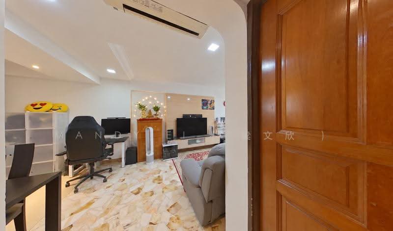 739 Yishun Avenue 5, 739 Yishun Avenue 5, Sembawang / Yishun, 2 Bedrooms, 751 sqft, HDB Flat For Sale, by Mandy Ei ( 梁文欣 ), 500296330 - Living Room - PropertyGuru.com.sg