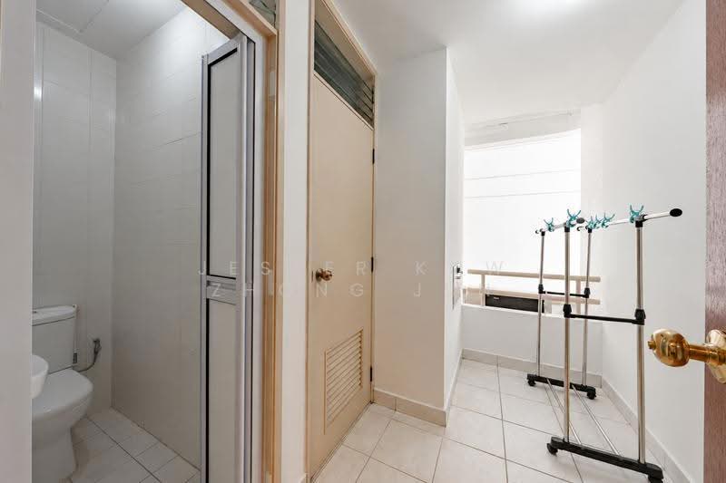 Northvale, 71 Choa Chu Kang Loop, Dairy Farm / Bukit Panjang / Choa Chu Kang, 2 Bedrooms, 1,087 sqft, Condominium For Sale, by Jesper Kow Zhong Jun, 500296345 - Yard and Utility Room - PropertyGuru.com.sg