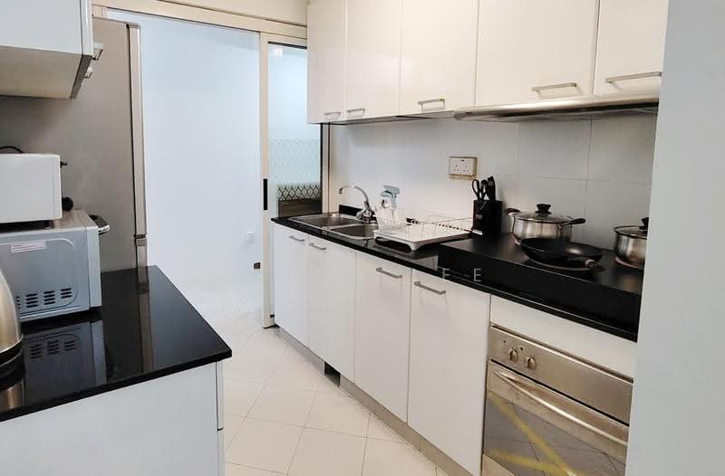 Meraprime, 301 Jalan Bukit Ho Swee, Alexandra / Commonwealth, Room Rental, 145 sqft, Condominium For Rent, by Jeron Lee, 500296356 - Kitchen - PropertyGuru.com.sg