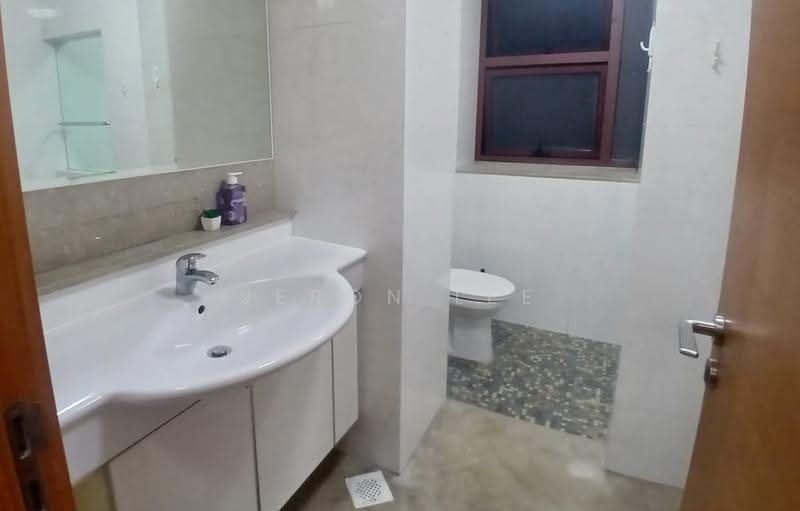 Ventana, 95 Pasir Panjang Hill, Buona Vista / West Coast / Clementi New Town, Room Rental, 165 sqft, Apartment For Rent, by Jeron Lee, 500296360 - Bathroom - PropertyGuru.com.sg