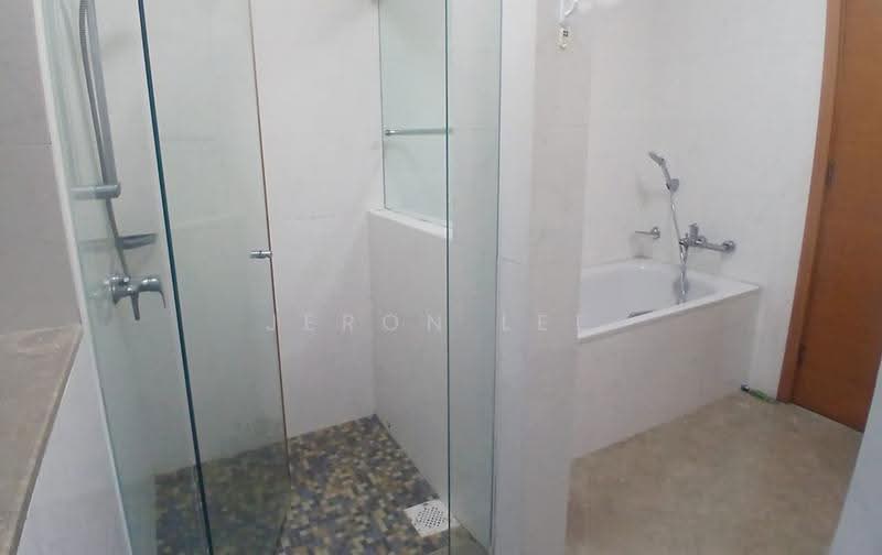 Ventana, 95 Pasir Panjang Hill, Buona Vista / West Coast / Clementi New Town, Room Rental, 165 sqft, Apartment For Rent, by Jeron Lee, 500296360 - Bathroom - PropertyGuru.com.sg