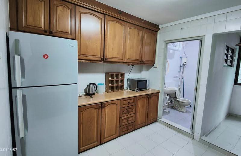 924 Hougang Avenue 9, 924 Hougang Avenue 9, Hougang / Punggol / Sengkang, 3 Bedrooms, 1,010 sqft, HDB Flat For Rent, by Jay Goh, 500296369 - Kitchen - PropertyGuru.com.sg