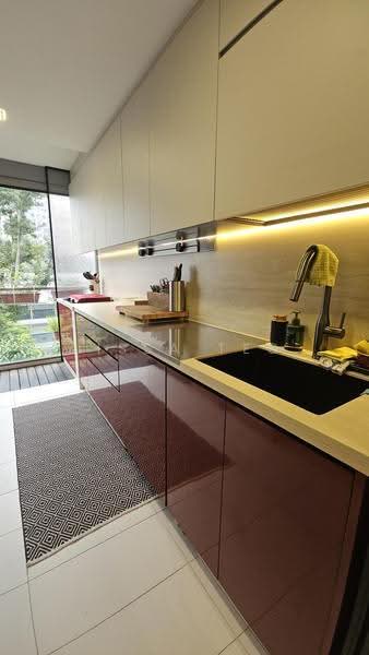 OLA Residences @ Mountbatten, 839 Mountbatten Road, East Coast / Marine Parade, 3 Bedrooms, 1,916 sqft, Condominium For Rent, by Lissa Teo, 500296371 - Wet Kitchen - PropertyGuru.com.sg
