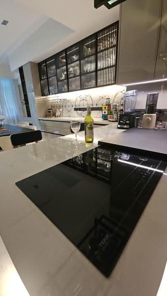 OLA Residences @ Mountbatten, 839 Mountbatten Road, East Coast / Marine Parade, 3 Bedrooms, 1,916 sqft, Condominium For Rent, by Lissa Teo, 500296371 - Dry Kitchen - PropertyGuru.com.sg