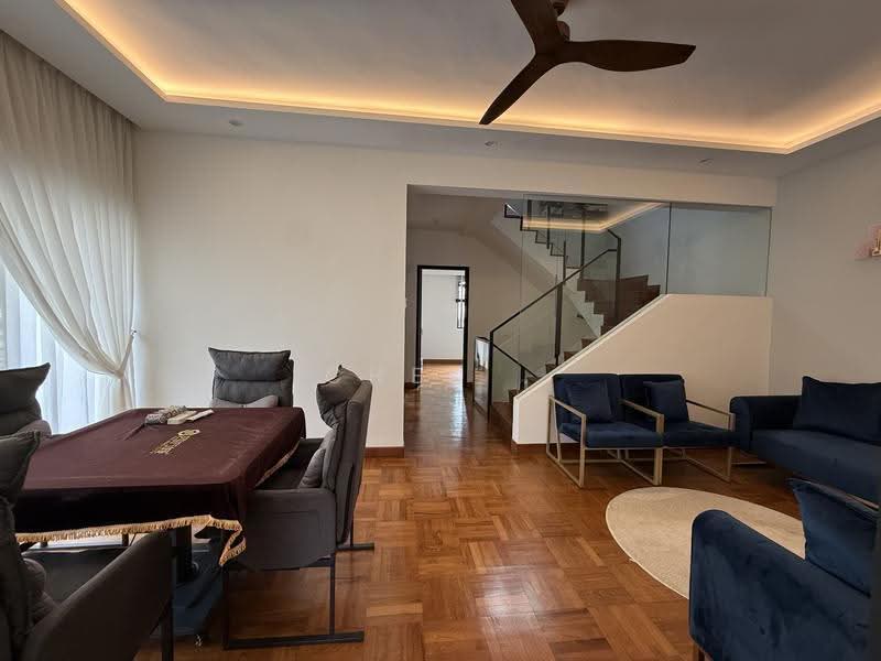 Hillview Recently Renovated Motivated Seller, Hillview Way, Dairy Farm / Bukit Panjang / Choa Chu Kang, 5 Bedrooms, 5,500 sqft, Corner Terrace For Sale, by CHEN ., 500296374 - Living Room - PropertyGuru.com.sg