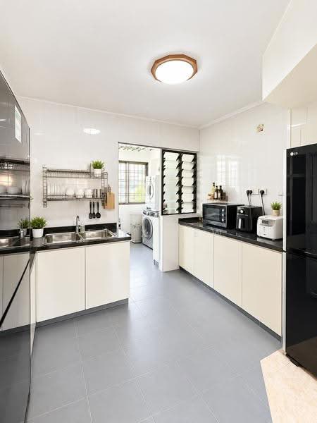159 Jalan Teck Whye, 159 Jalan Teck Whye, Dairy Farm / Bukit Panjang / Choa Chu Kang, 3 Bedrooms, 1,076 sqft, HDB Flat For Sale, by Alex Yew, 500296390 - Kitchen - PropertyGuru.com.sg