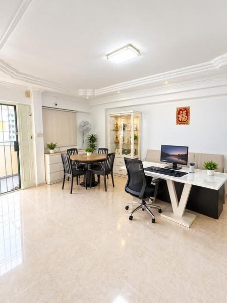 159 Jalan Teck Whye, 159 Jalan Teck Whye, Dairy Farm / Bukit Panjang / Choa Chu Kang, 3 Bedrooms, 1,076 sqft, HDB Flat For Sale, by Alex Yew, 500296390 - Dining Room - PropertyGuru.com.sg