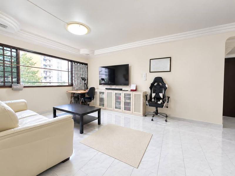 367 Yishun Ring Road, 367 Yishun Ring Road, Sembawang / Yishun, 3 Bedrooms, 1,313 sqft, HDB Flat For Sale, by Shaun Jiang, 500296433 - Living Room - PropertyGuru.com.sg