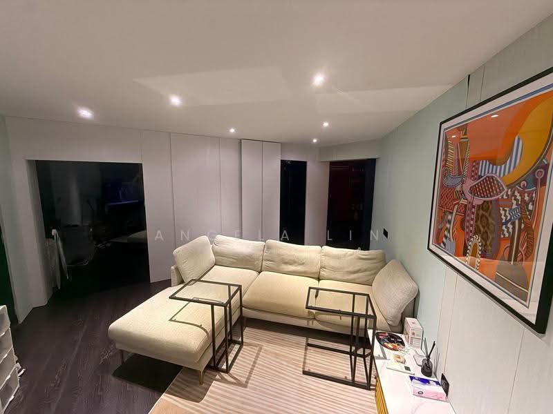 217 Tampines Street 23, 217 Tampines Street 23, Pasir Ris / Tampines, 2 Bedrooms, 764 sqft, HDB Flat For Sale, by Angela Lin, 500296445 - Living Room - PropertyGuru.com.sg