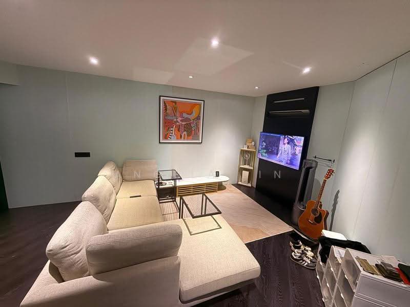 217 Tampines Street 23, 217 Tampines Street 23, Pasir Ris / Tampines, 2 Bedrooms, 764 sqft, HDB Flat For Sale, by Angela Lin, 500296445 - Living Room - PropertyGuru.com.sg