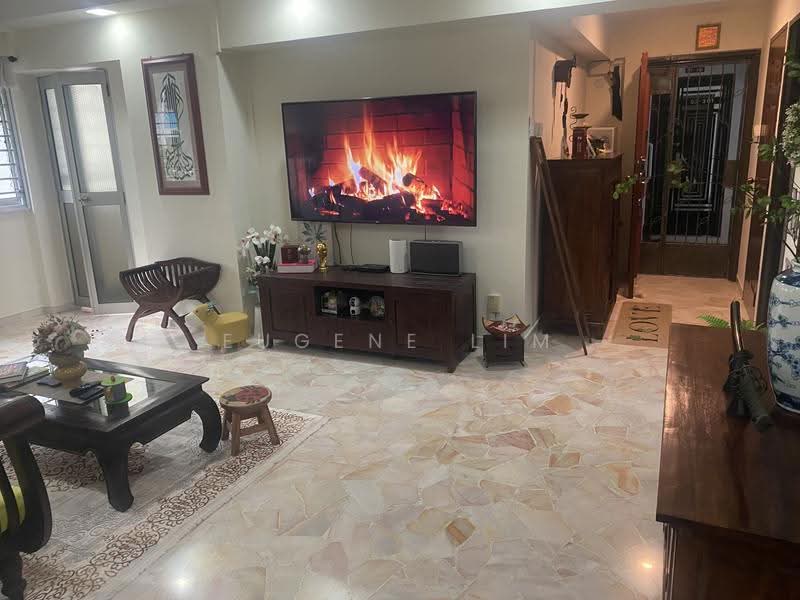 127 Pasir Ris Street 11, 127 Pasir Ris Street 11, Pasir Ris / Tampines, 3 Bedrooms, 1,130 sqft, HDB Flat For Sale, by Eugene Lim, 500296451 - Living Room - PropertyGuru.com.sg