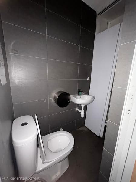 Grandeur Park Residences, 1 Bedok South Avenue 3, Bedok / Upper East Coast, 300 sqft, Other Retail For Rent, by JC Goh, 500296457 - Bathroom - CommercialGuru.com.sg