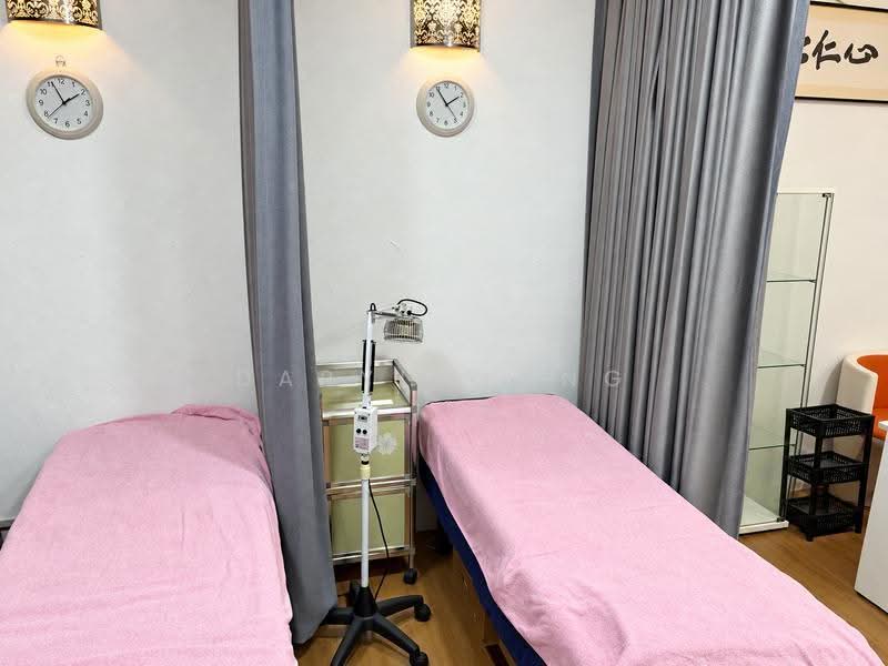 Parklane Shopping Mall, 35 Selegie Road, Beach Road / Bugis / Rochor, 220 sqft, Medical For Rent, by Daryl Wong, 500296480 - Interior - CommercialGuru.com.sg