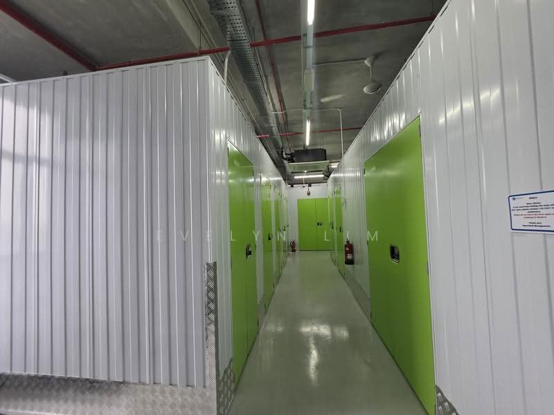 Polaris @ Woodlands, 101 Woodlands Avenue 12, Admiralty / Woodlands, 1,755 sqft, Factory / Workshop (B2) For Rent, by Evelyn Lim, 500296495 - Corridor - CommercialGuru.com.sg