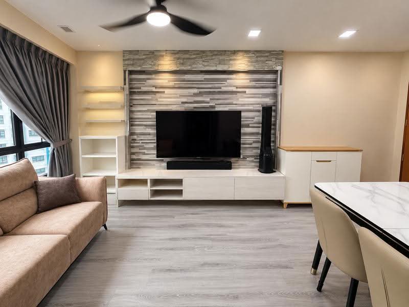 333D Yishun Riverwalk, 333D Yishun Street 31, Sembawang / Yishun, 2 Bedrooms, 721 sqft, HDB Flat For Sale, by Ian Teo, 500296541 - Living Room - PropertyGuru.com.sg