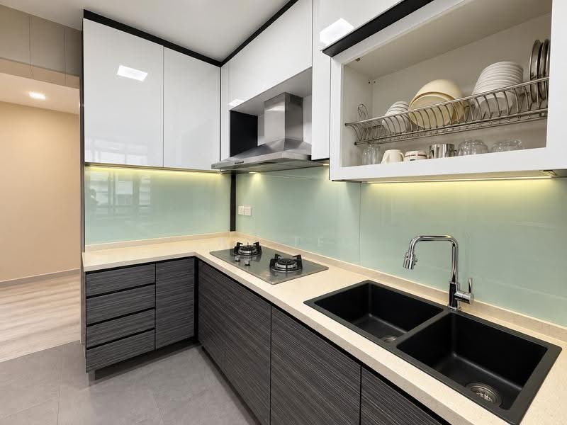 333D Yishun Riverwalk, 333D Yishun Street 31, Sembawang / Yishun, 2 Bedrooms, 721 sqft, HDB Flat For Sale, by Ian Teo, 500296541 - Kitchen - PropertyGuru.com.sg