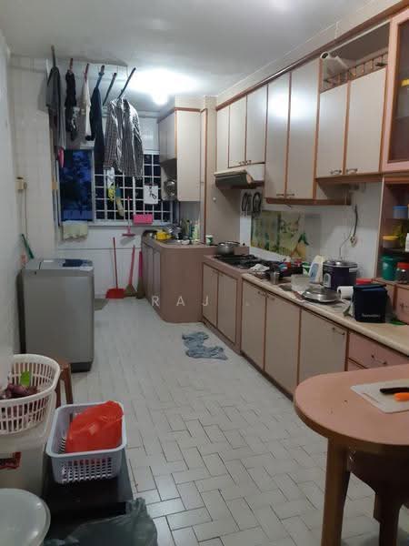 219 Tampines Street 24, 219 Tampines Street 24, Pasir Ris / Tampines, 2 Bedrooms, 735 sqft, HDB Flat For Rent, by Raj ., 500296542 - Kitchen - PropertyGuru.com.sg