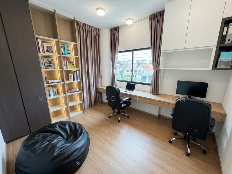 Nouvelle Park, 131 Poh Huat Road West, Hougang / Punggol / Sengkang, 4 Bedrooms, 1,119 sqft, Condominium For Sale, by Martin Goh 吴伟楠, 500296547 - Study - PropertyGuru.com.sg
