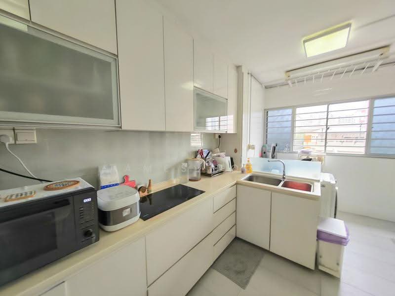145 Potong Pasir Avenue 2, 145 Potong Pasir Avenue 2, Macpherson / Potong Pasir, 2 Bedrooms, 797 sqft, HDB Flat For Sale, by James Boey, 500296564 - Kitchen - PropertyGuru.com.sg