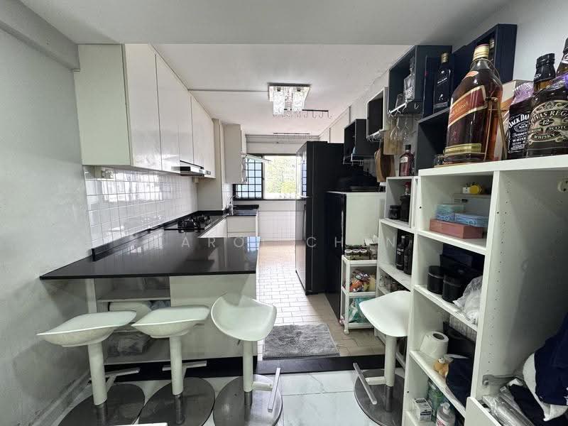 156 Bedok South Avenue 3, 156 Bedok South Avenue 3, Bedok / Upper East Coast, 3 Bedrooms, 904 sqft, HDB Flat For Sale, by Carol Chen, 500296572 - PropertyGuru.com.sg