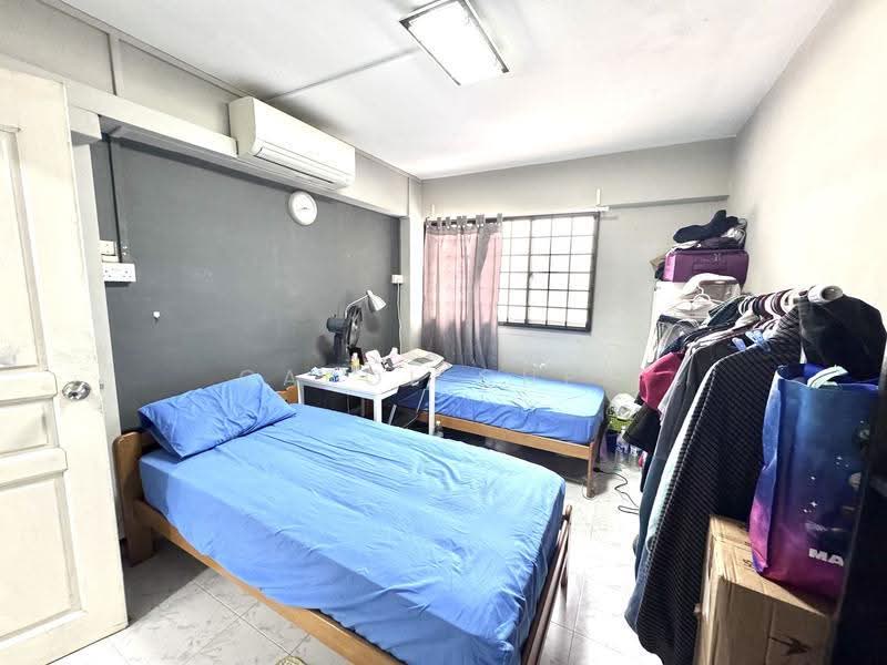 156 Bedok South Avenue 3, 156 Bedok South Avenue 3, Bedok / Upper East Coast, 3 Bedrooms, 904 sqft, HDB Flat For Sale, by Carol Chen, 500296572 - PropertyGuru.com.sg