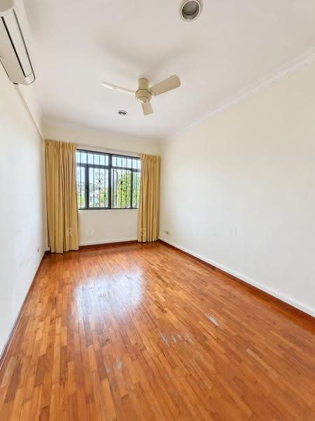 Opera Estate, Jalan Bangsawan, East Coast / Marine Parade, 4 Bedrooms, 2,200 sqft, Terraced House For Sale, by Ros Salleh, 500296614 - PropertyGuru.com.sg